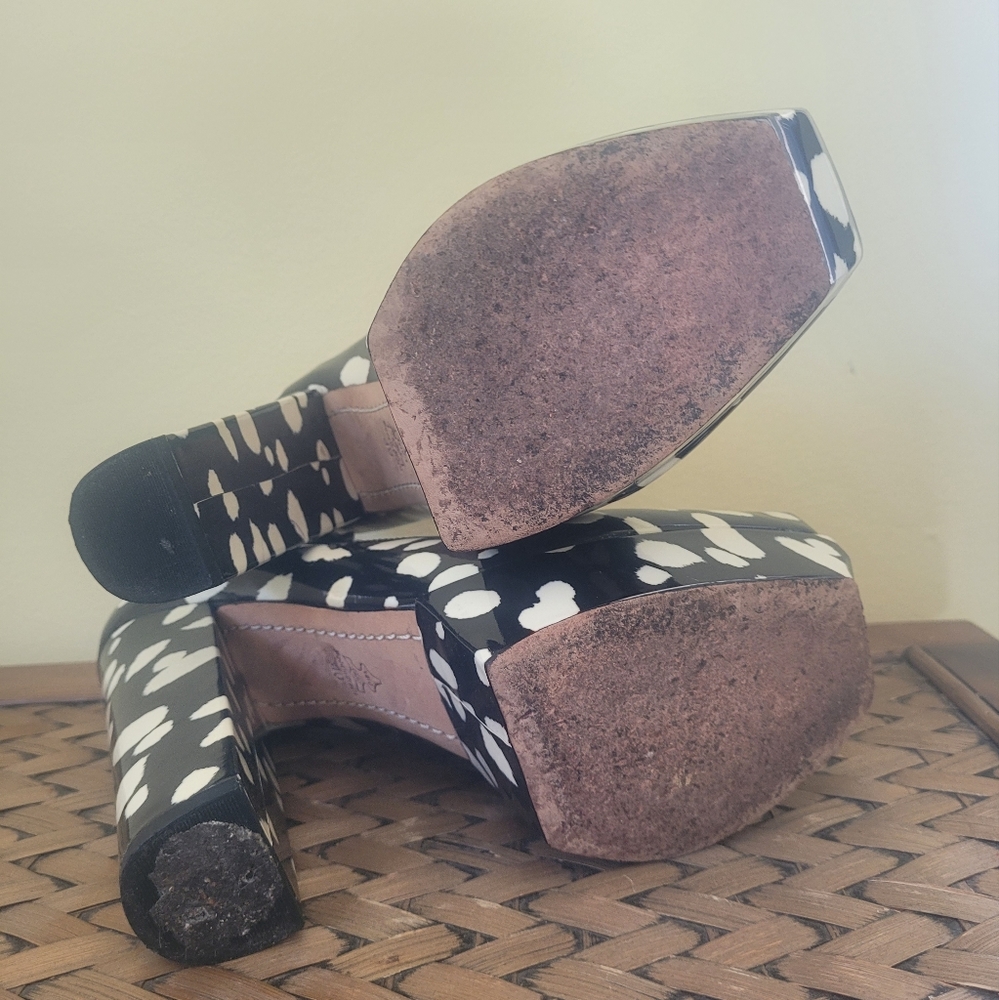 Alice + Olivia Black and White Platform Shoes - Picture 7 of 7
